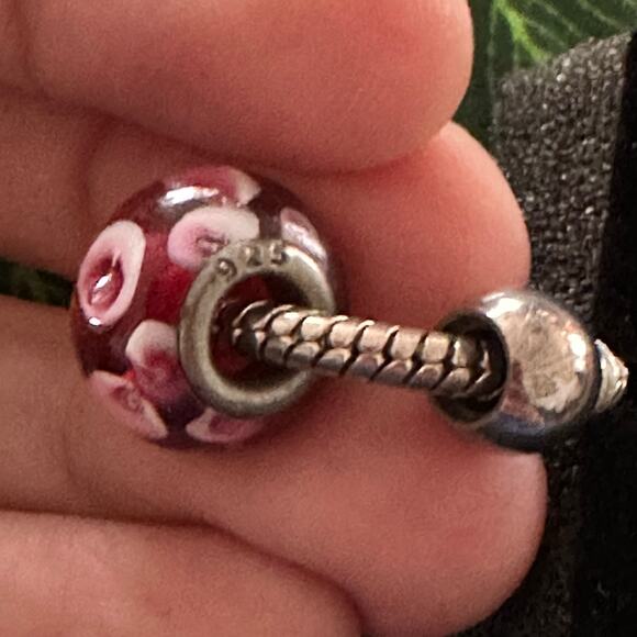 Pandora Sterling signed 925 Bracelet with two Murano sterling beads. - Picture 9 of 10